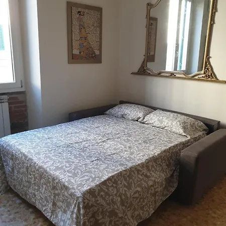 아파트 Florence Home *
